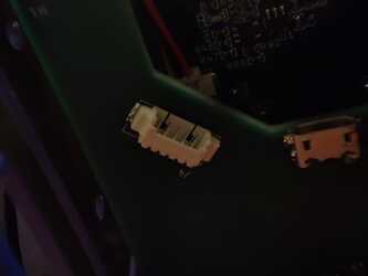 female_connector
